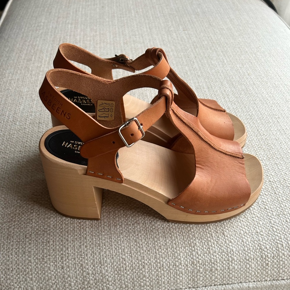 Swedish Hasbeens T-Strap Sandals - 39